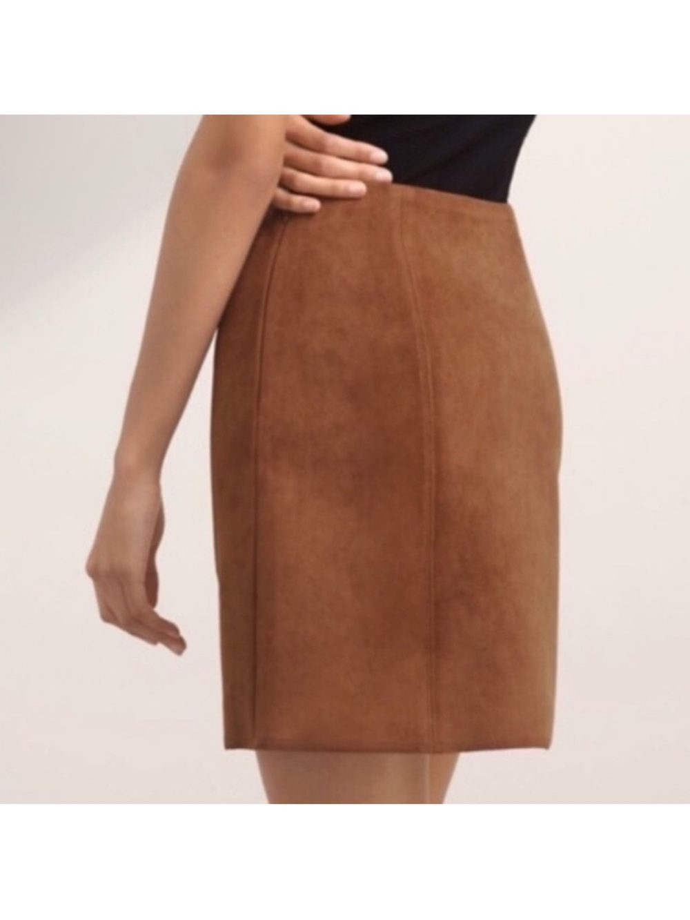 Aritzia Babaton Faux Suede Mini Skirt Dark Camel Size 4 - Picture 2 of 12